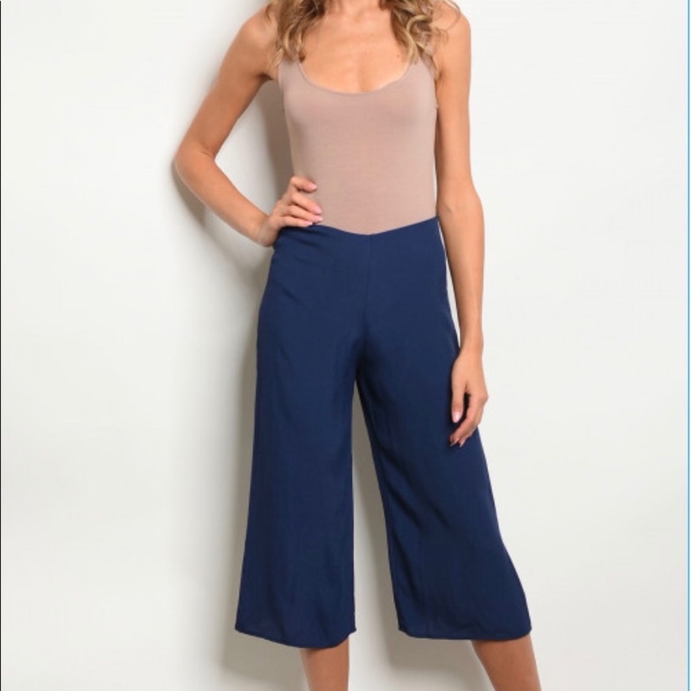 Sale! Navy Blue Capris